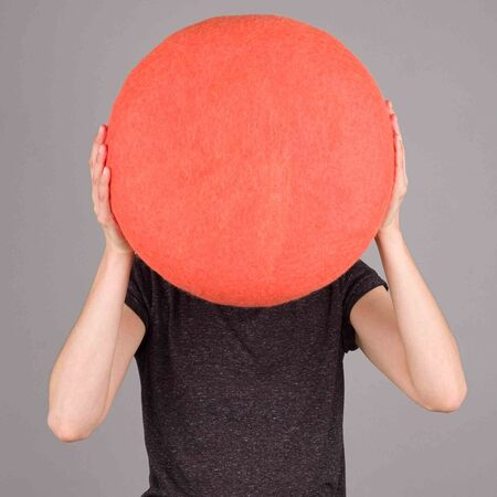 myfelt Filz Colour Pouf S Ø: 38 cm / H: 14 cm , Koralle - Felix