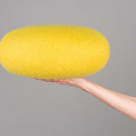 myfelt Filz Colour Pouf S Ø: 38 cm / H: 14 cm , Gelbgrün - Kata