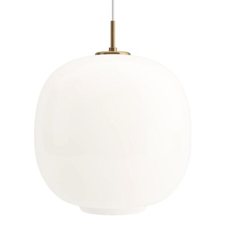 Louis Poulsen Pendelleuchte VL 45 Radiohus von Louis Poulsen  Brass / Glossy White Opal Glass, Ø: 370 cm / LED 3000-1800K D2W