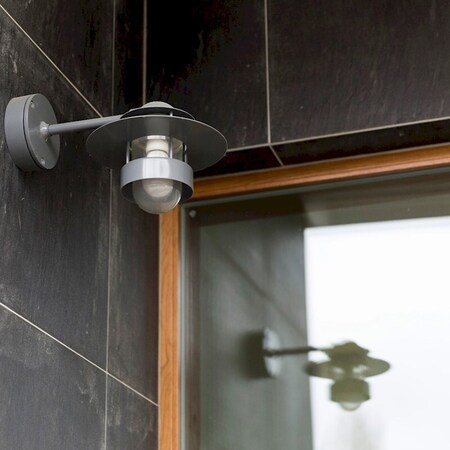 Louis Poulsen Albertslund Wandleuchte