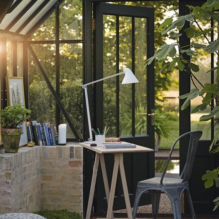 Louis Poulsen NJP Tischleuchte