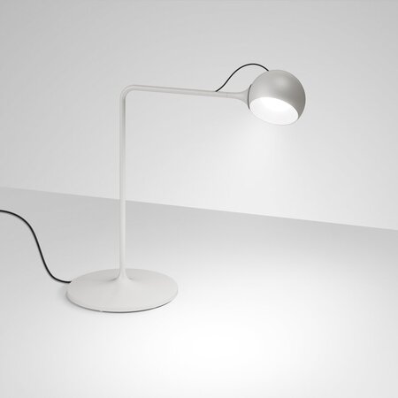 Artemide Ixa - Tischleuchte - Weissgrau