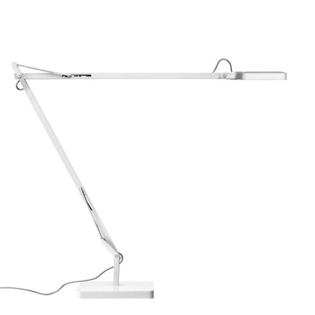 Flos Tischleuchte Kelvin LED mit Wandbefestigung von Flos  Aluminium, Kunststoff, Hellrosa RAL 3015, weiß, glänzend