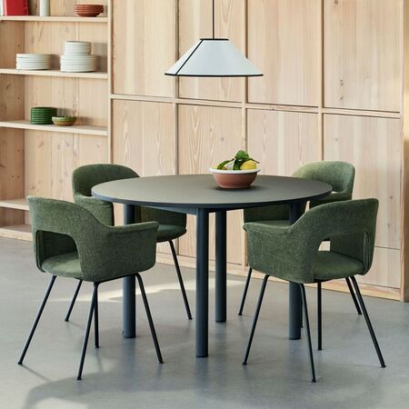 HAY Living Armlehnstuhl mit Stahlgestell und Vollpolsterung Layout 214 von Hay