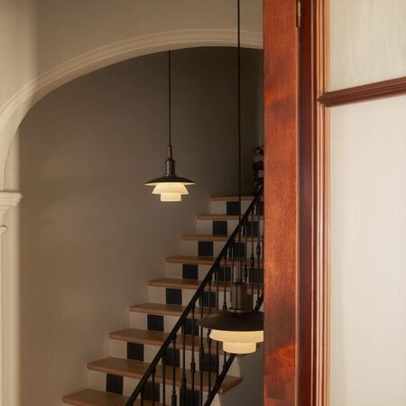 Louis_Poulsen_PH-Aged-Brass-PH-3-3-Pendant-On_64032_Lifestyle_2