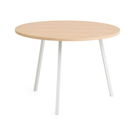HAY Accessoires Loop Stand Table Round Ø: 105 cm / H: 74 cm, Eichenfurnier klar lackiert, Stahl pulverbeschichtet weiss
