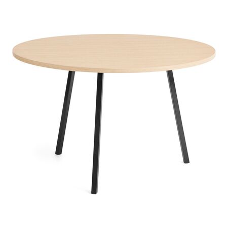 HAY Accessoires Loop Stand Table Round Ø: 120 cm / H: 74 cm , Eichenfurnier klar lackiert, Stahl pulverbeschichtet schwarz