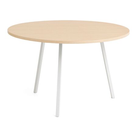 HAY Accessoires Loop Stand Table Round Ø: 120 cm / H: 74 cm , Eichenfurnier klar lackiert, Stahl pulverbeschichtet weiss