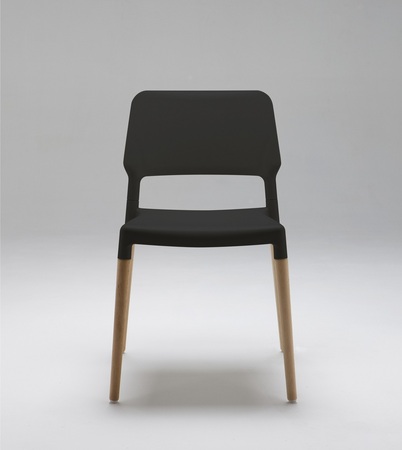 Santa & Cole Belloch Stühle - Black - Natural Beech Wood