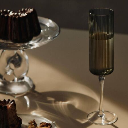 Ferm Living Sektglas Ripple von Ferm Living