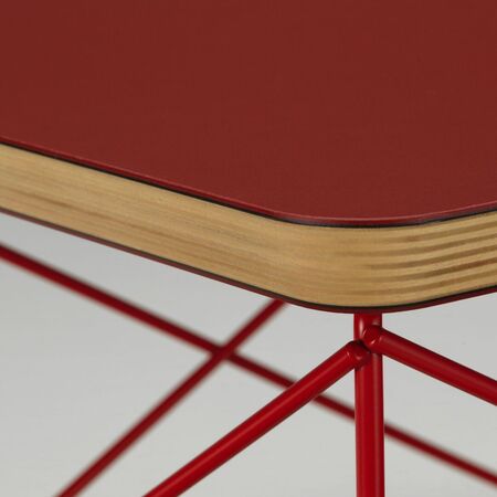 Vitra Occasional Table LTR Monochrom von Vitra Linoleum Dark Brick / Eames Classic Red