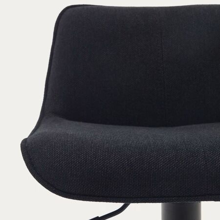 Kave_Home_Zenda_Hocker_Schwarz_MattSchwarz_Details