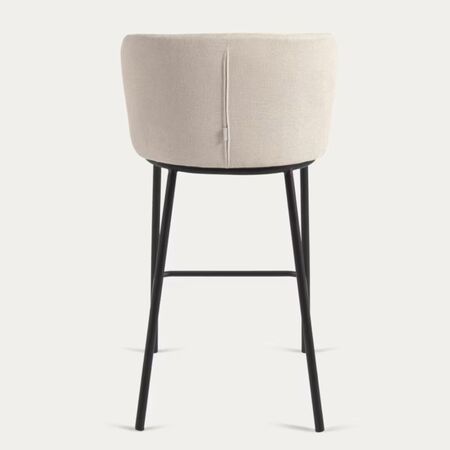 Kave Home Hocker aus Chenille Ciselia von Kave Home Beige / Schwarz