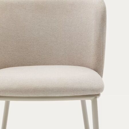 Kave_Home_Stuhl_Ciselia_aus_Chenille_Beige_Stahl_Beige_Details_1