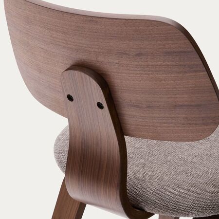 Kave_Home_Gena_Stuhl_mit_gepolestertem_Sitz_Nussbaum_Beige_Details_4