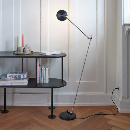 Baltensweiler_Tischleuchte PINA LED T_Black_1