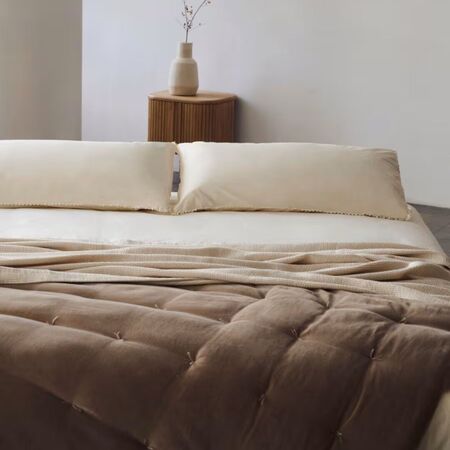 Kave_Home_Bettbasis_Ofelia_160_180_Lifestyle