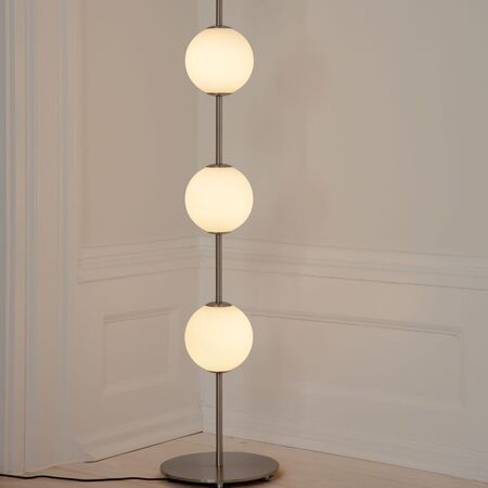 Umage Stehleuchte LED Audrey von Umage Messing