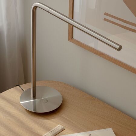 Tischleuchte LED Omni von Umage