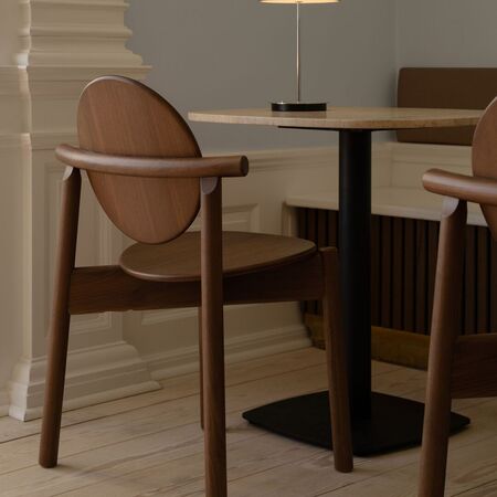 Umage Café Tisch Gather von Umage 
