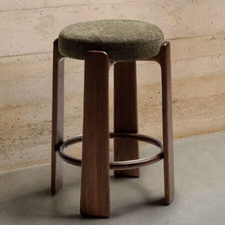 Kave_Home_Hocker_Granite_Grun_Dunkelbraun_75_Lifestyle