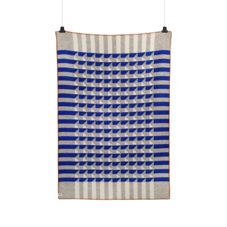 Røros Tweed Lammwolldecke Kvam 135 x 200 cm von Røros Tweed Blue