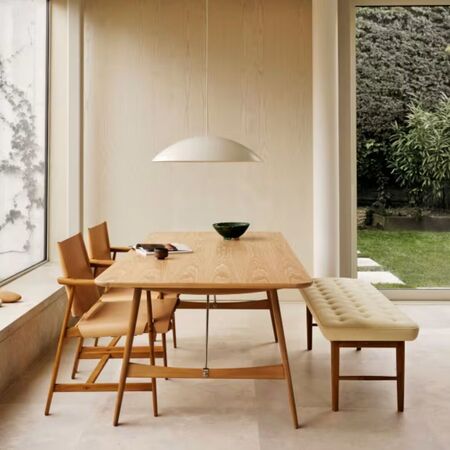 Carl_Hansen_Son_VLA75S_Bench_Eiche_geolt_Vidar_1511_Lifestyle_2