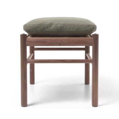 Carl_Hansen_Son_OW149_Footstool_Nussbaum_Terra_Leder_Jade