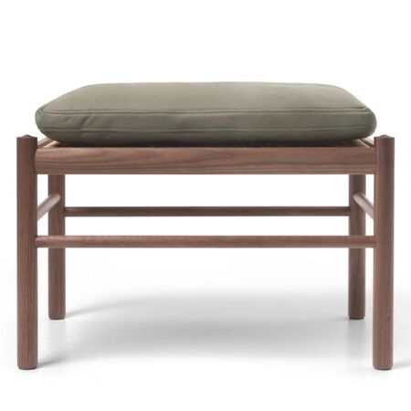 Carl_Hansen_Son_OW149_Footstool_Nussbaum_Terra_Leder_Jade