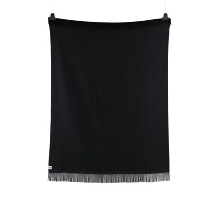 Røros Tweed Lammwolldecke Vega 150 x 210 cm von Røros Tweed Schwarz
