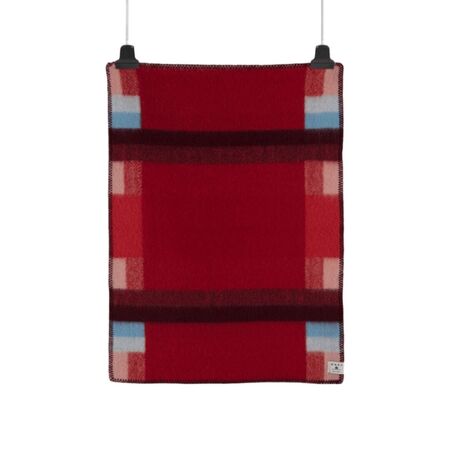 Røros Tweed Baby Lammwolldecke Mikkel 67 x 100 cm von Røros Tweed Rot