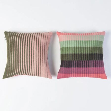 Røros Tweed Lammwollkissen Åsmund Gradient 50 x 50 cm von Røros Tweed Rosa/Grün
