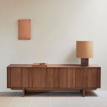 Ethnicraft_Pillar_sideboard_varnsihed_teak_Wild_Brown_2_doors_Lifestyle