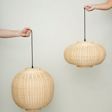 Hübsch  Hübsch Chand - Pendelleuchte  Round, Schwarz\Naturfarben