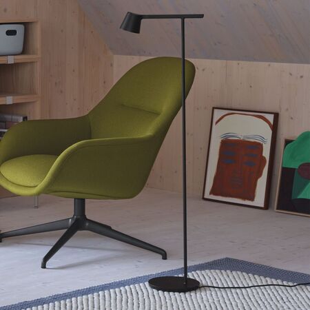 Muuto Stehleuchte Tip von Muuto  Schwarz