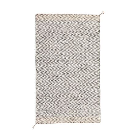 Muuto Recycelter Outdoor Teppich Ply von Muuto Black/White, 140 cm x 85 cm