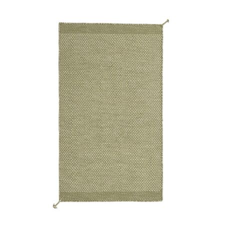 Muuto Recycelter Outdoor Teppich Ply von Muuto Moss Green, 140 cm x 85 cm