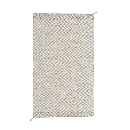 Muuto Recycelter Outdoor Teppich Ply von Muuto Off-White, 140 cm x 85 cm