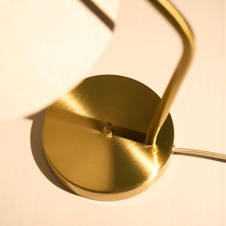 Gubi Tischleuchte Gräshoppa von Gubi Canvas