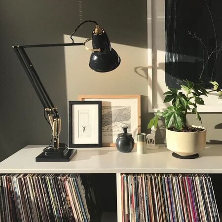 Anglepoise Schreibtischlampe 1227 von Anglepoise  Tiefschwarz  / Messing -4