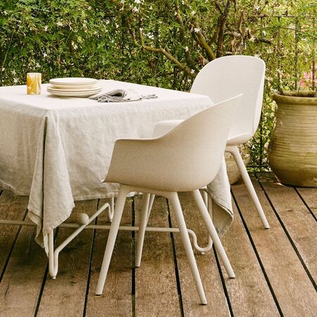 Gubi Outdoor Stuhl Bat von Gubi 