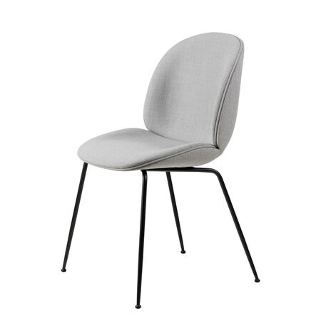 Gubi Polsterstuhl Beetle von Gubi Black Matt, Remix 123