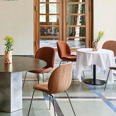 Gubi Polsterstuhl Beetle von Gubi