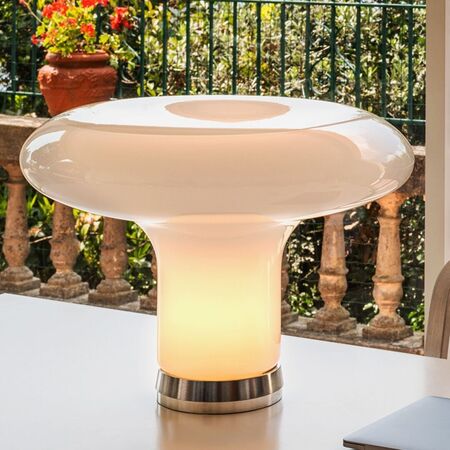 Artemide Tischleuchte Lesbo von Artemide Weiss-2