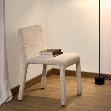 Kave_Home_Stapelbarer_Stuhl_Loria_Beige