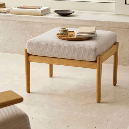 Carl_Hansen_CH290F_oak_oil_serpentine_0118_large_Lifestyle