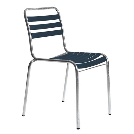 Manufakt Tisch Ø 70 cm mit 2 Stühlen Modell 10 Set Angebot von Bättig Graublau 5008
