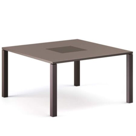  Quadro - Quadratischer Tisch von EMU