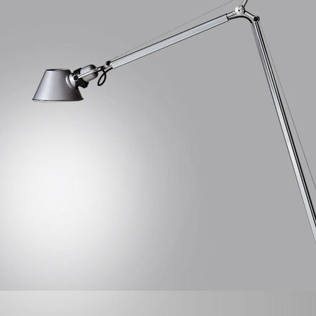 Artemide Stehleuchte Tolomeo von Artemide 2700K-2