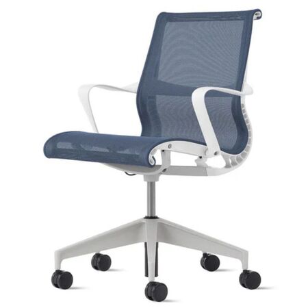 Herman CPH Bürostuhl Setu von Herman Miller Intercept - Nightfall Dunkelblau, Studio - Weiss / Silberlegierung